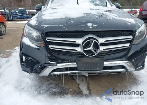 2017 Mercedes-Benz Glc 300 4Matic z USA, uszkodzony, nr VIN WDC0G4KB2HF139745